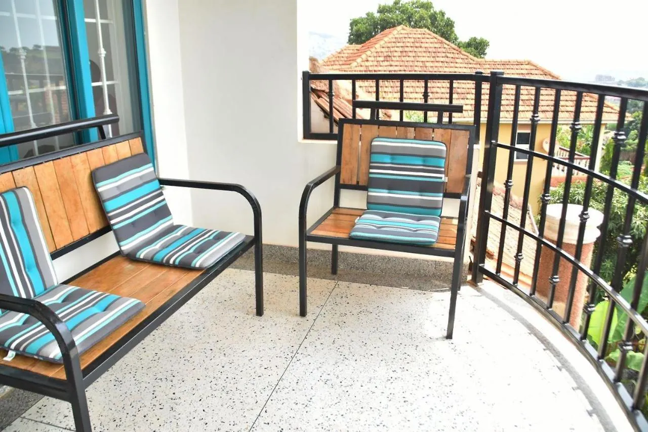 Ubytování v soukromí 5 Bedroom Holiday Home In Kigo, Off Entebbe Expressway Kampala