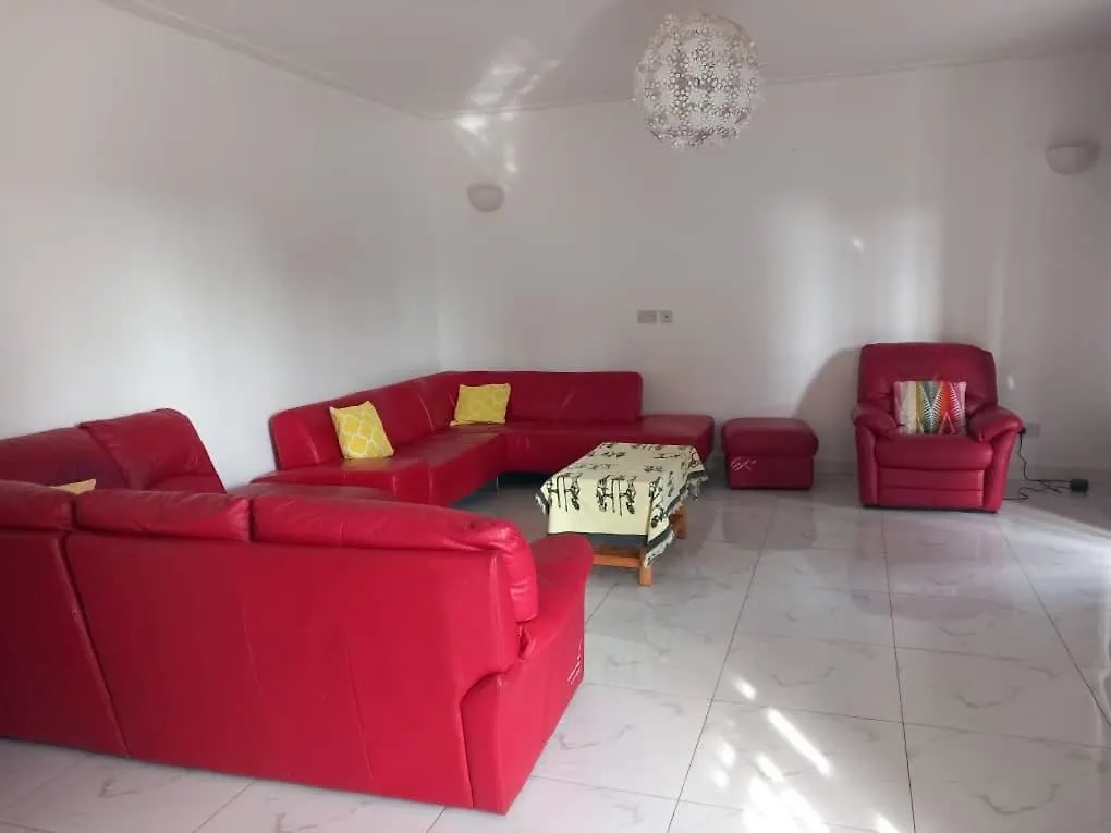 5 Bedroom Holiday Home In Kigo, Off Entebbe Expressway Kampala Ubytování v soukromí